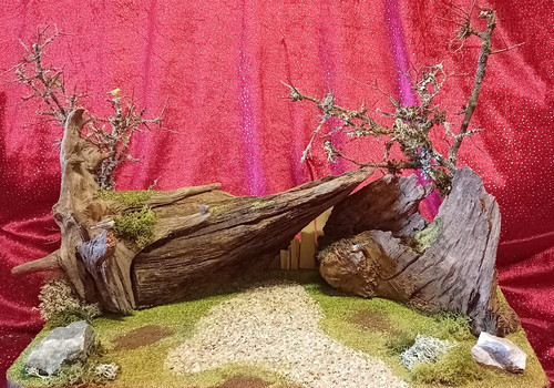 Krippenstall wurzel holz - krippenstall,, wurzel-holz