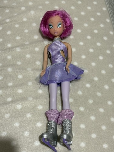 Winx club tecna ice skating - club,