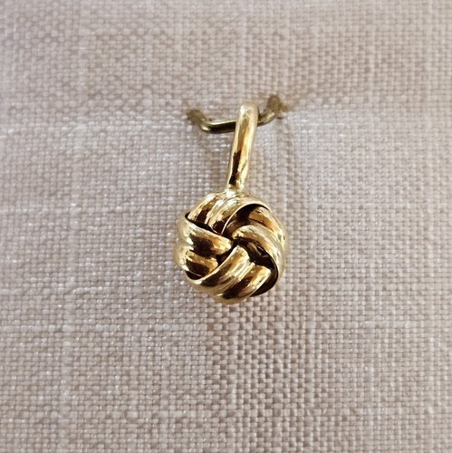 Goldanhänger knoten - goldanhänger,