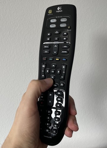Logitech harmony 300 - logitech,