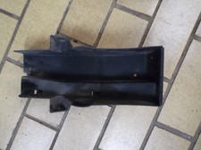 Verkleidung hinter Kühler  Suzuki Roller UH 125 Burgman Typ BP