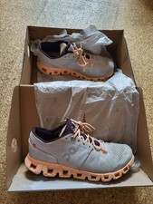 ON Cloud X Damen Sneaker