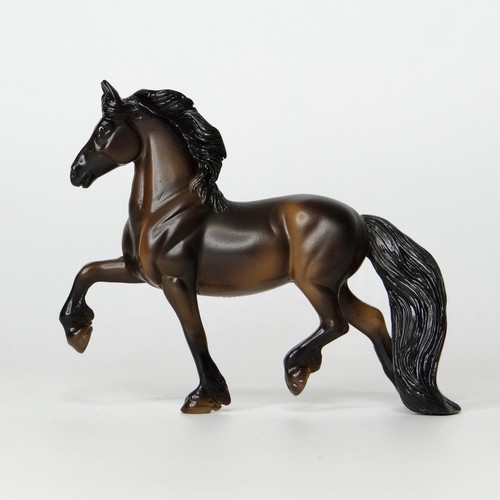 Breyer stablemates scale - breyer, 1:32