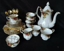 Old Country Roses mit Goldrand