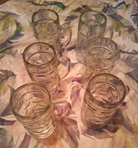 Bierkrüge aus glas - aus,