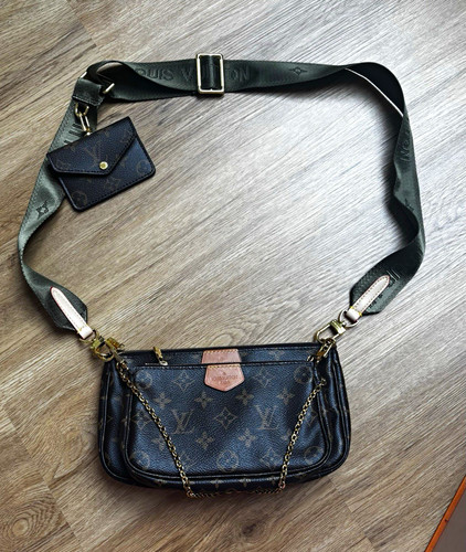 Louis vuitton monogram canvas - louis,
