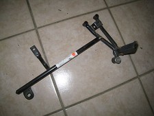 CBR 600 PC23 Fußraste Fußrasten halter Sozius hinten rechts Auspuff holder step