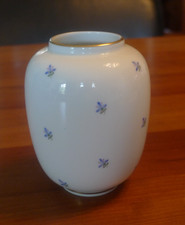 hübsche kleine Vase Blumenvase von Augarten Wien