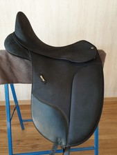 Wintec-Sattel "Isabell Werth", 17" Zoll, Cair-System