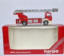 Herpa 1:87 Mercedes Benz Atego 1828 DLK 23-12 "Feuerwehr" in OVP
