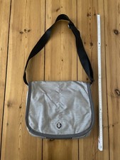 Crumpler laptoptasche grau/grün "The Boomer" (M)