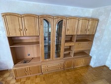 Schöne Anbauwand mit Erle massiv in der Front