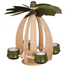 Schwebepyramide Moosgrün