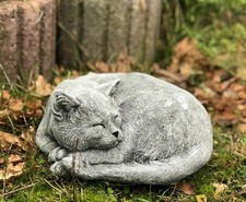 Frostfeste Steinfigur Kater