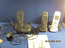 Siemens Gigaset C32 Basis + 2x C32 Mobilteile incl Ladeschalen als Set + Zubehör