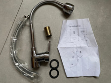 Schwenkbarer Flexibler Wasserhahn  NEU  mit Zubehör-Küche ....