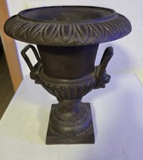 Antiker Pflanzkübel