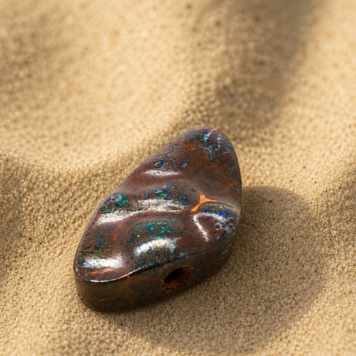 Boulder opal gebohrt 27g - gebohrt,