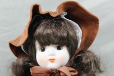 ältere Porzellankopf Puppe