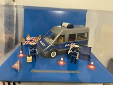 Playmobil 71716 -Sammlerstück im Schaukasten Polizeibus u. Straßensperre Diorama