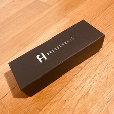 FREUDENHAUS Brillenetui / Brillenkarton Schwarz - NEU