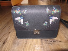 Tasche Handtasche Umhängetasche schwarz Primark NEU