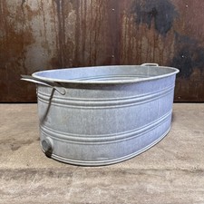 Alte kleine Zinkwanne ovale Zink Wanne Badewanne mit Abfluss / L70 B48 H28,5 cm