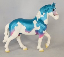 Breyer Classic CM walking