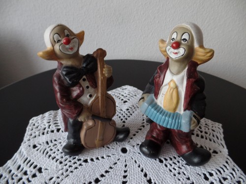 Musizierende clowns aus - clowns,