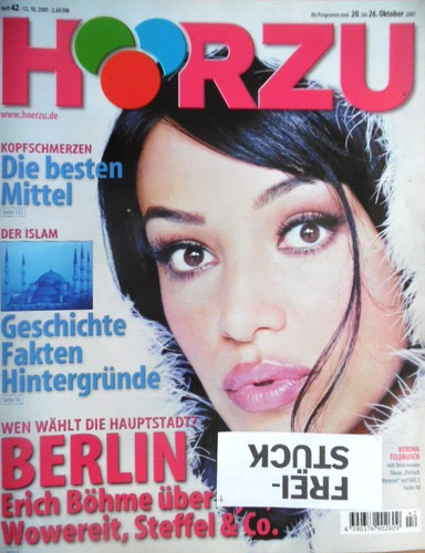 Hörzu 2001 b - -,