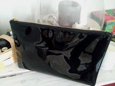 Yves Saint Laurent YSL Beauty Case Bag Kosmetik- Schminktasche Schwarz Lack NEU