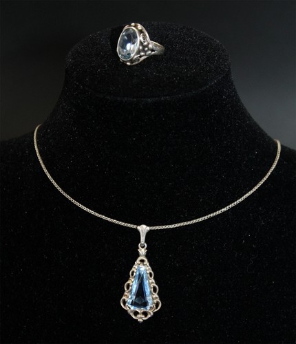 Schöner alter schmuck - schmuck, silber