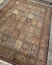 Echter Handgeknöpfter