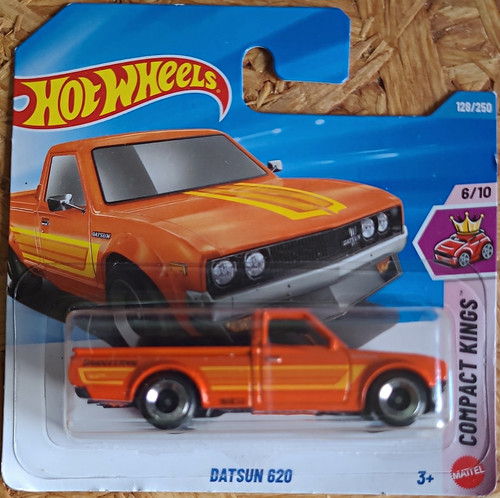 Hot wheels datsun 620 compact - hot,