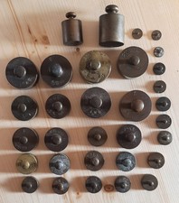 32 St. alte Gewichte für