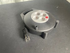 Schuko Kabeltrommel 10m Brennenstuhl Kabelbox H05VV-F 3G1,5 4-fach