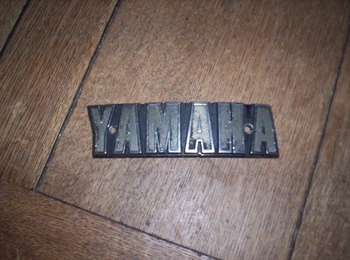 Yamaha benzin tank badge - benzin,