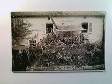 Soldatenheim mit Soldaten und Musikkapelle, Foto AK, ungelaufen, ca. 1917