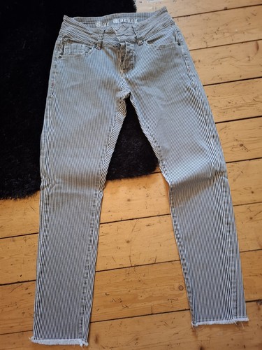Blau weiß gestreifte jeans - blau,