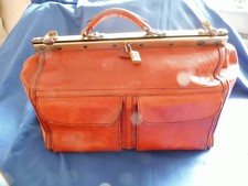 Große alte Arzt-oder