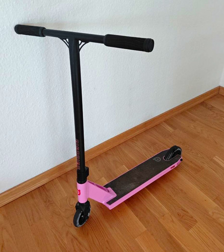 District stunt trick roller - stunt/trick,