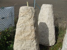 Granit- Quellstein mit