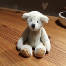 Miniatur Teddy von Hermann