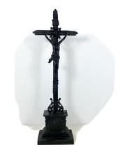Stand Kreuz Jesus INRI Kruzifix Berliner Eisen Guss, Puttenköpfe H.49,5cm  19.Jh