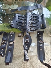 Lederkorsage Schnallen Halsband Armbänder Fussbänder Keuschheitsgürtel M 