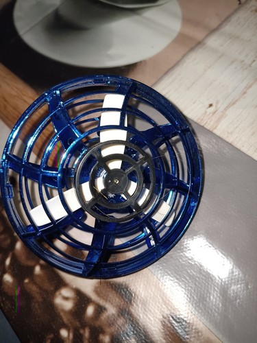 Fliegendes spielzeug - fliegendes,
