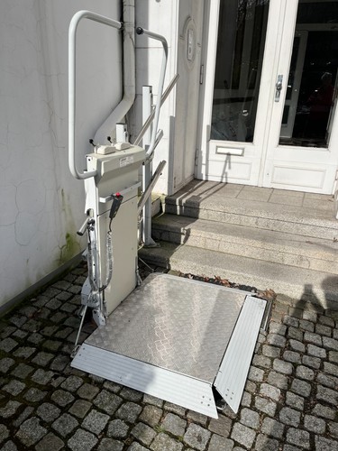 Schrägaufzug treppenlift lift - treppenlift,