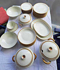 Komplettes Tafel-Service von