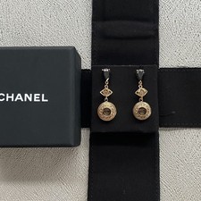 CC Chanel gold Charms Anhänger Knopf Strass schwarz Knöpfe buttons 