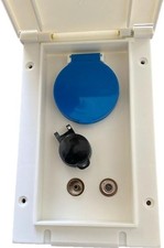 Multifunktions Außensteckdose